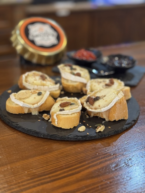 Rulo de Cabra con Mermelada