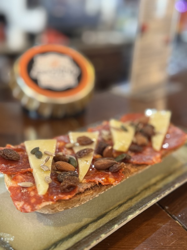 Tostada "Explosión Ibérica"